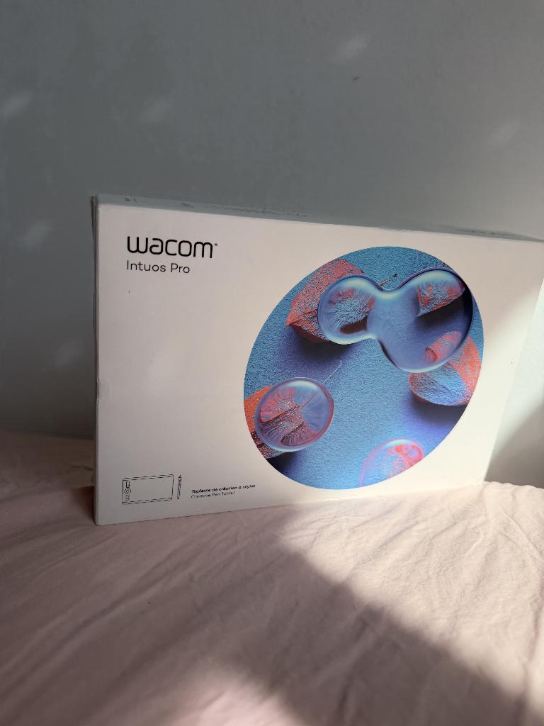 Wacom intruos pro, Multi-touch, Comme neuf, Wacom, Sans fil