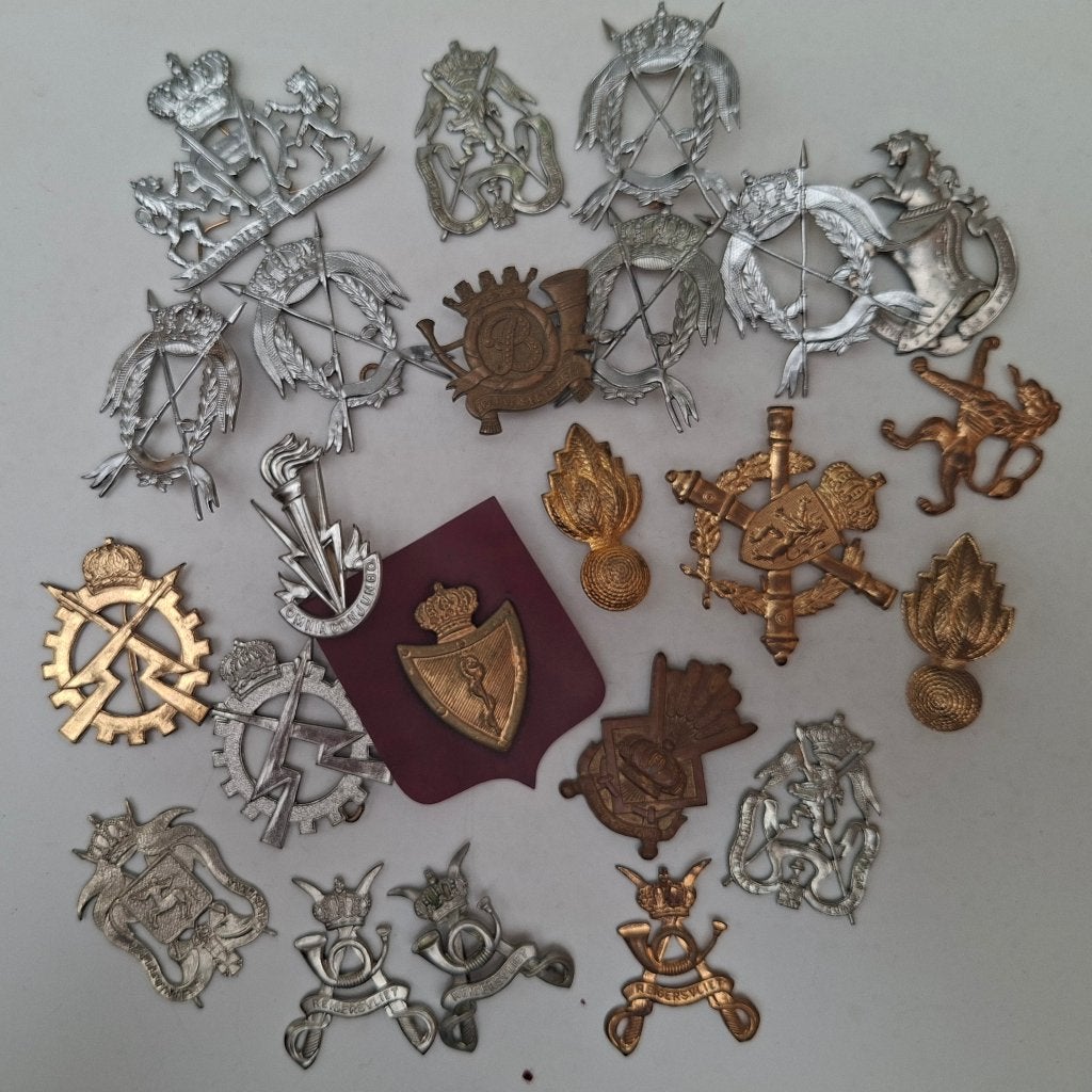 BÉRET BADGES  ABL M107, Envoi, Armée de terre, Emblème ou Badge
