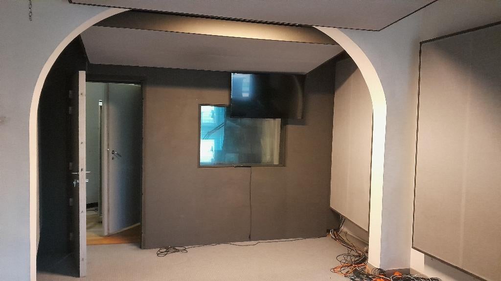 portes insonorisées, Enlèvement, Utilisé