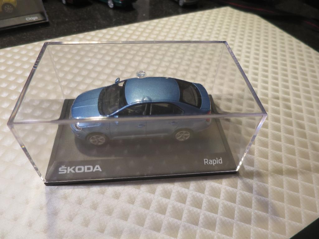 Schaalmodel Skoda Rapid, Verzamelen, Ophalen of Verzenden, Nieuw, Auto's