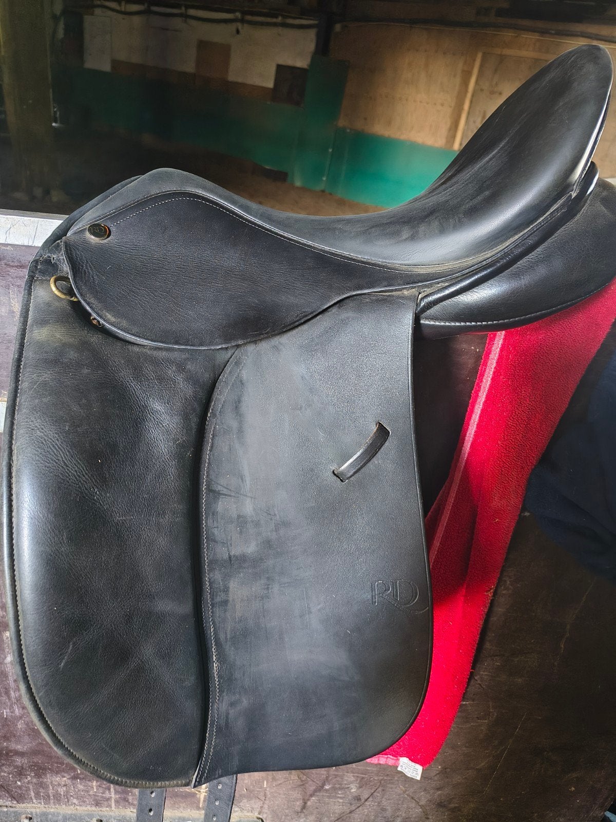 selle Schleese Flemenco, selle Ruiz Diaz, Enlèvement ou Envoi, Taquets de genoux, Utilisé, Siège creux
