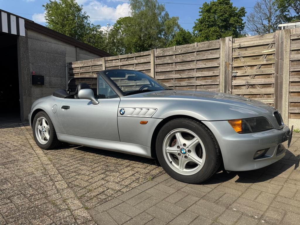 BMW Z3 roadster 1.8i, Achterwielaandrijving, Zwart, 4 cilinders, Cabriolet