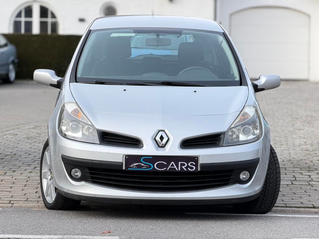 Renault clio 1.6i * Automaat ** 050.000 km ** Airco **, Argent ou Gris, 82 kW, Entreprise, Carnet d'entretien