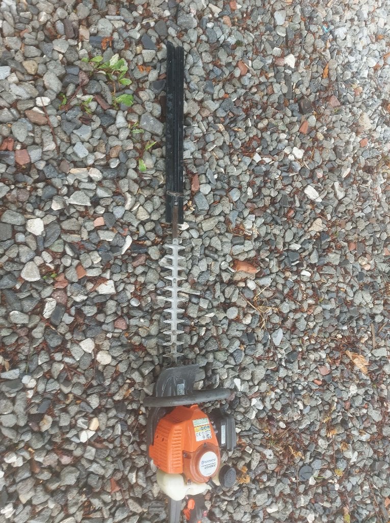 Husqvarna heggenschaar., Ophalen