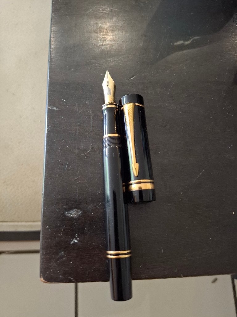 A vendre stylo Parker Duofold Centennial, Collections, Stylos, Enlèvement, Comme neuf, Stylo, Parker