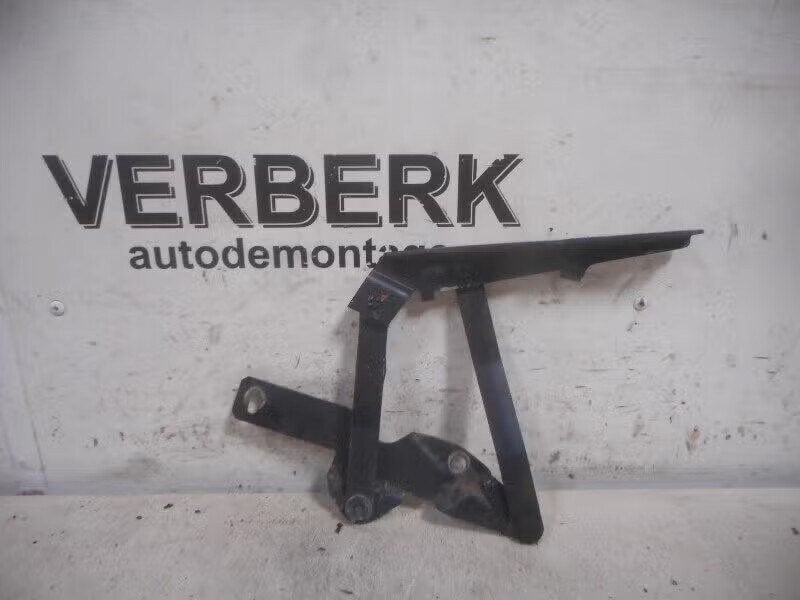 MOTORKAPSCHARNIER LINKS Audi 100 (C3) (01-1982/07-1991), Enlèvement ou Envoi, Auto-Union-Straße 1, 85057 Ingolstadt, DE, Info@audi.de