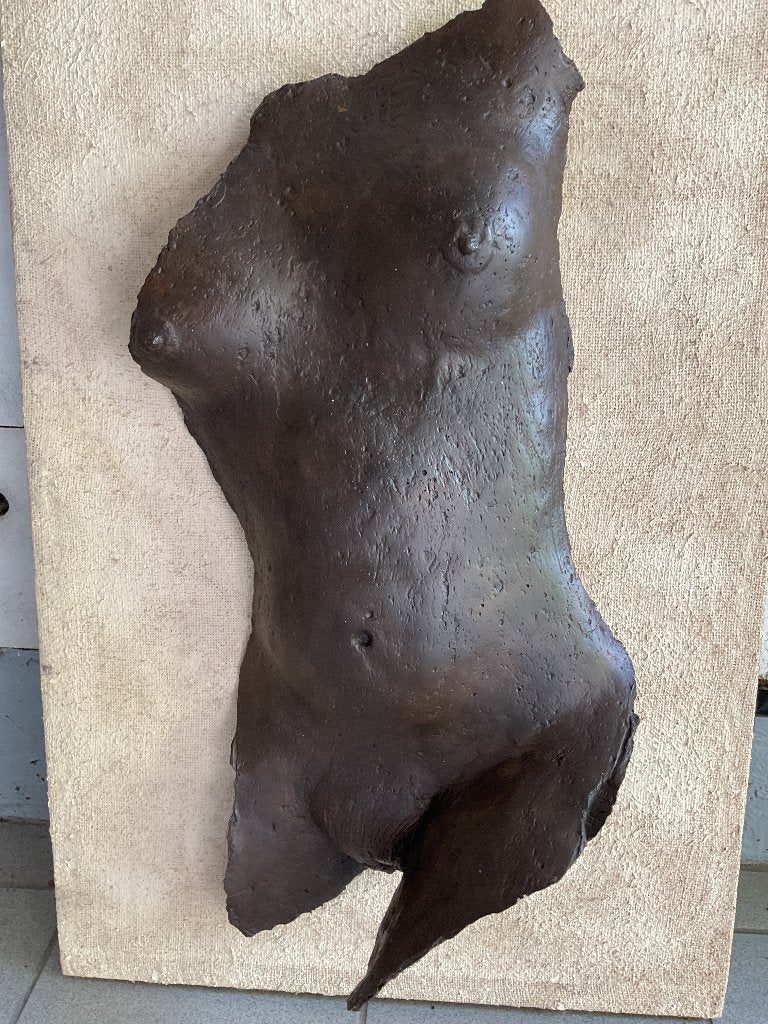 Borstbeeld van een vrouw , stucwerkreliëf, Antiek en Kunst, Kunst | Beelden en Houtsnijwerken, Buste, Gips, Vrouw, 50 - 100 cm