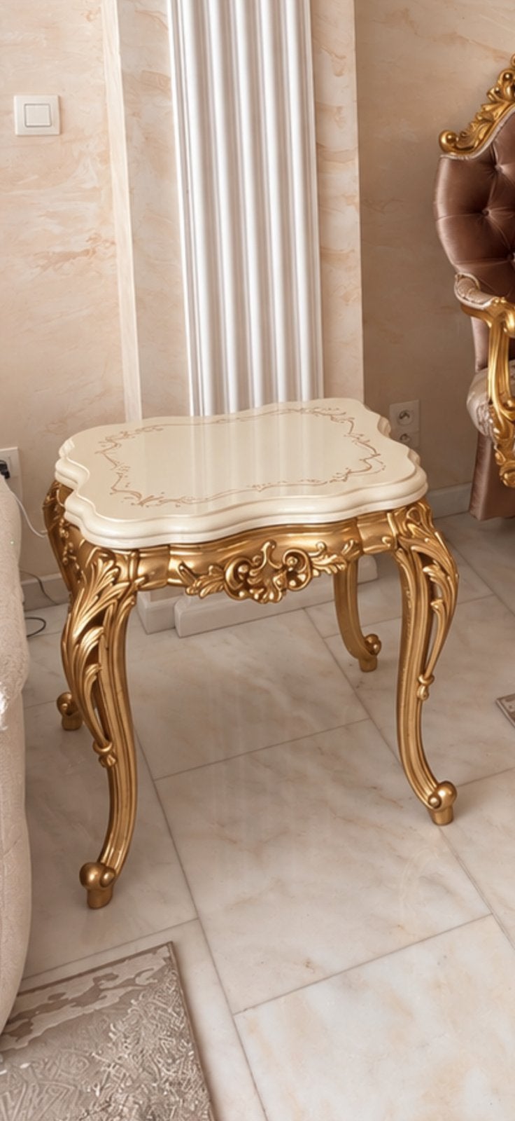 Luxe klassiek bijzettafeltje – Barokstijl, Ophalen, Hout, Baroque