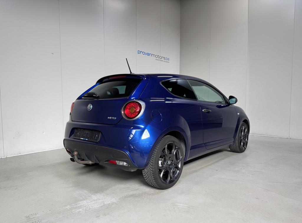 Alfa Romeo MiTo 1.4 Benzine Man. - Airco - GPS - Topstaat!, Autos, Alfa Romeo, Achat, Euro 6, Capteur de stationnement, Noir