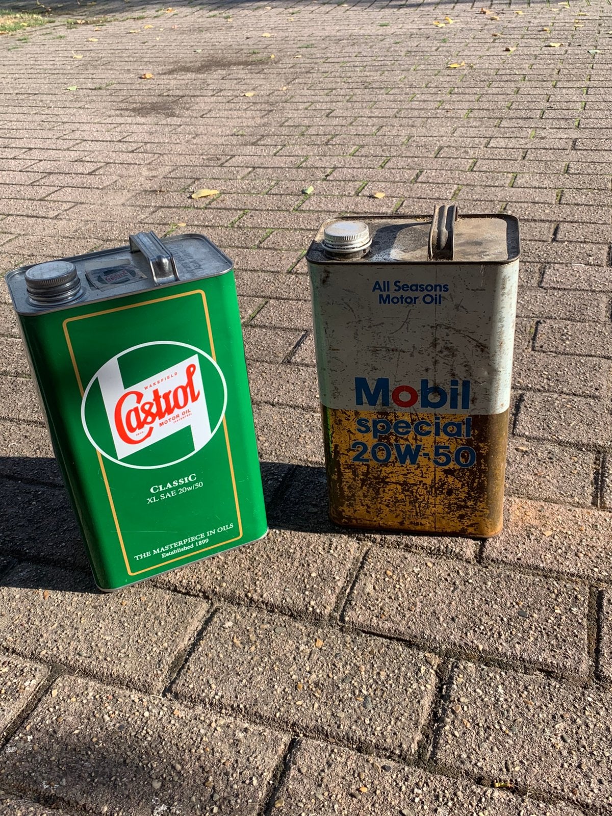 Oude olieblikken, Verzamelen, Ophalen, Gebruikt