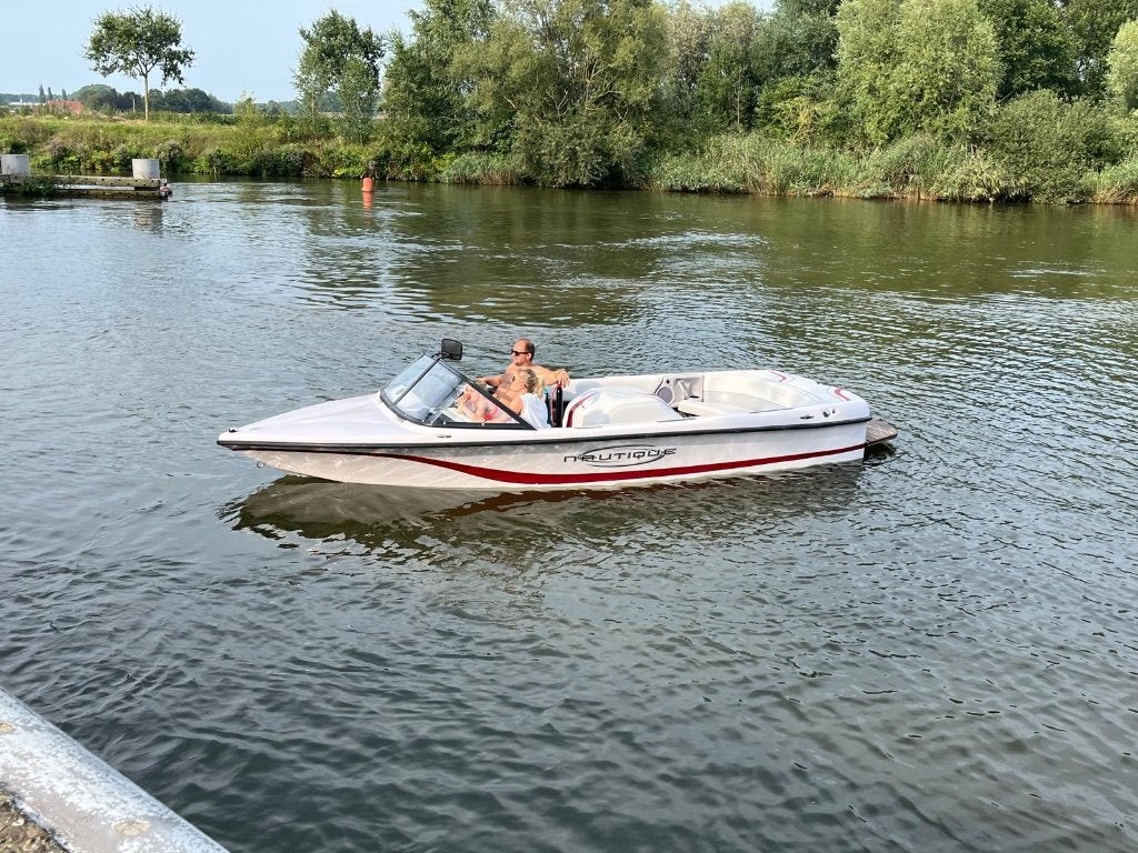 Ski Nautique 2003, Watersport en Boten, Speedboten, Ophalen, 70 cm, Gebruikt, Binnenboordmotor