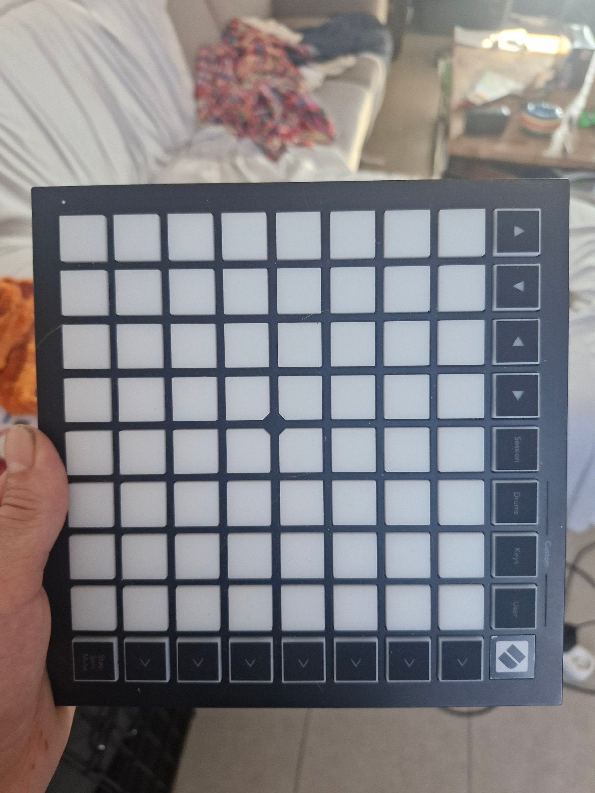 Novation launchpad mini MK3, Muziek en Instrumenten, Midi-apparatuur, Ophalen of Verzenden, Zo goed als nieuw
