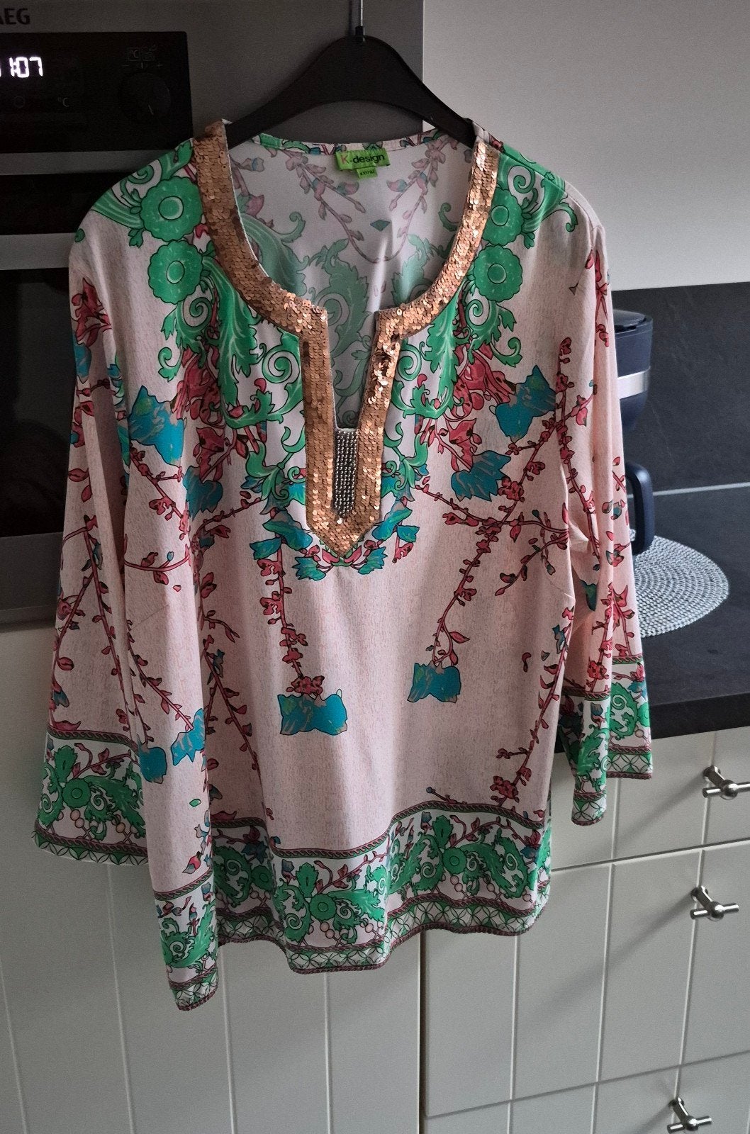 dames  bloesen, Ophalen, Zo goed als nieuw, Maat 42/44 (L), Meerkleurig