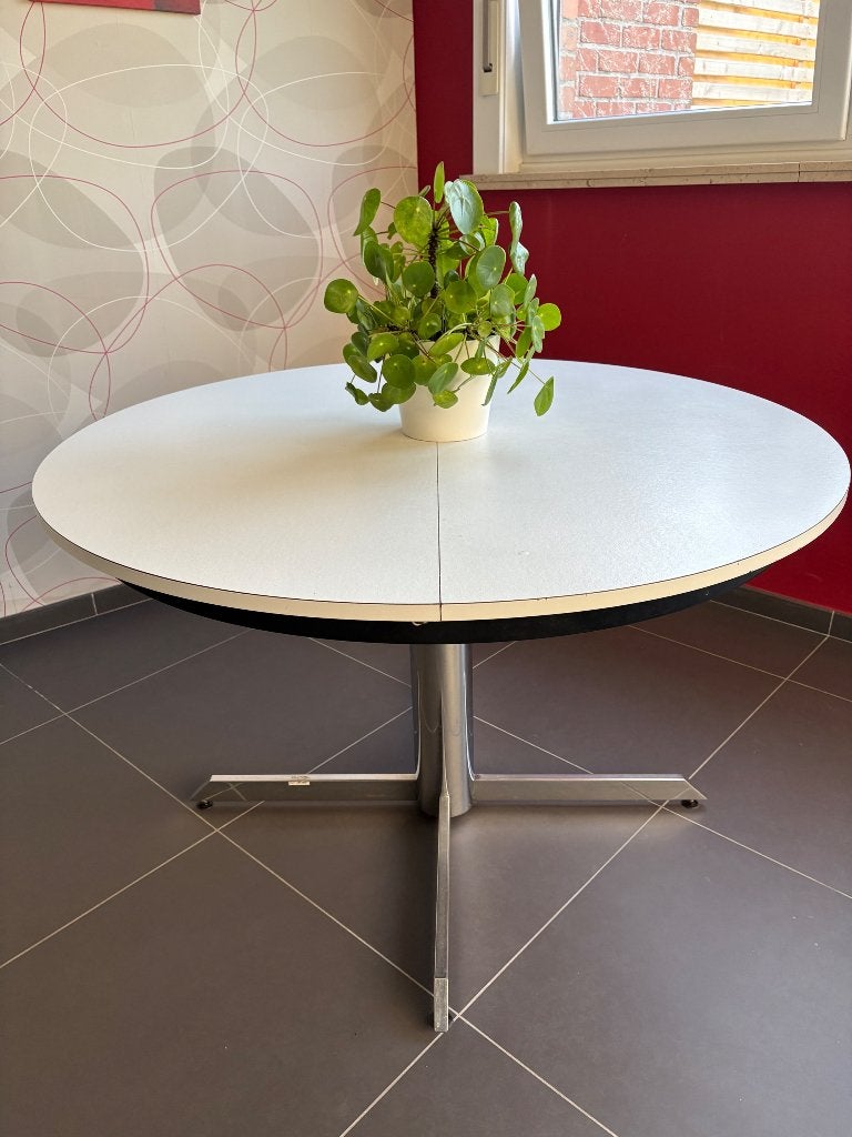 Witte keuken tafel rond en omvormbaar tot ovaal, Huis en Inrichting, Ophalen, Kunststof, 100 tot 150 cm, Zo goed als nieuw