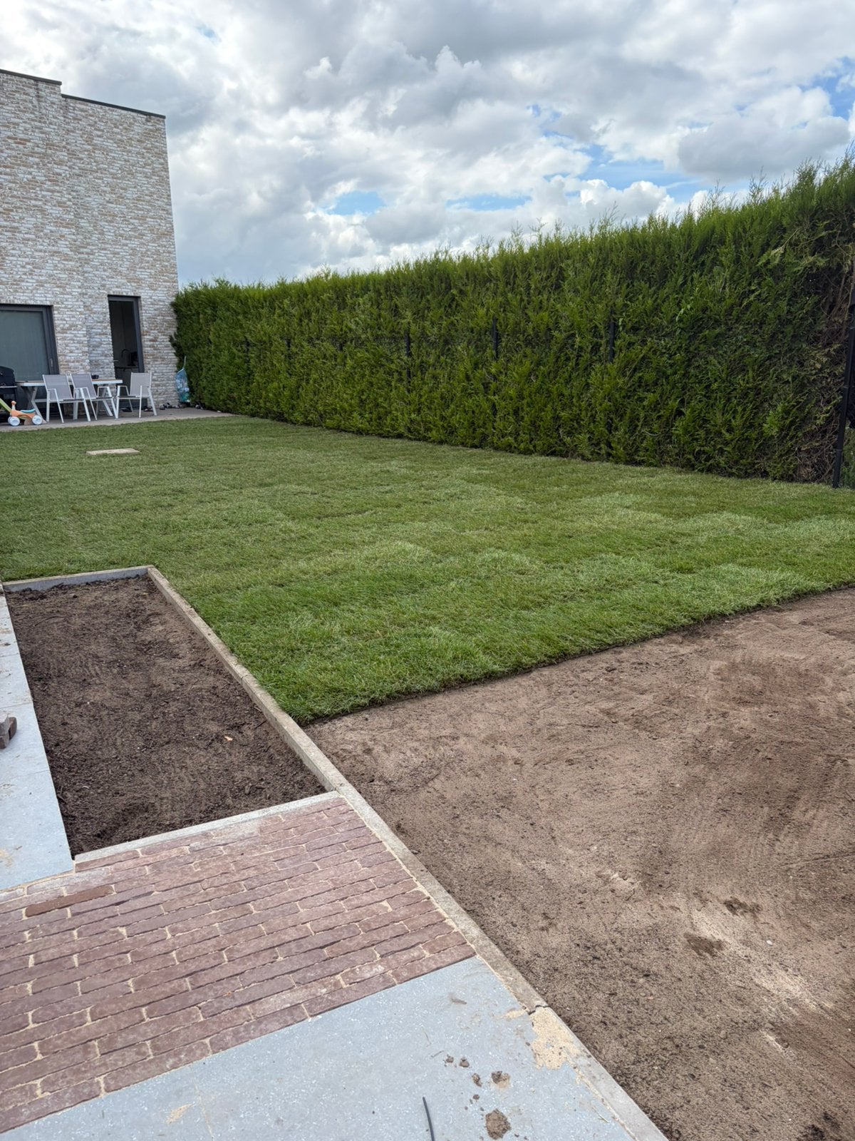Aanleg en onderhoud regio: Zelzate, Evergem, Ertvelde, Services & Professionnels, Jardiniers & Paveurs, Trottoir, Entretien de jardins ou Taille