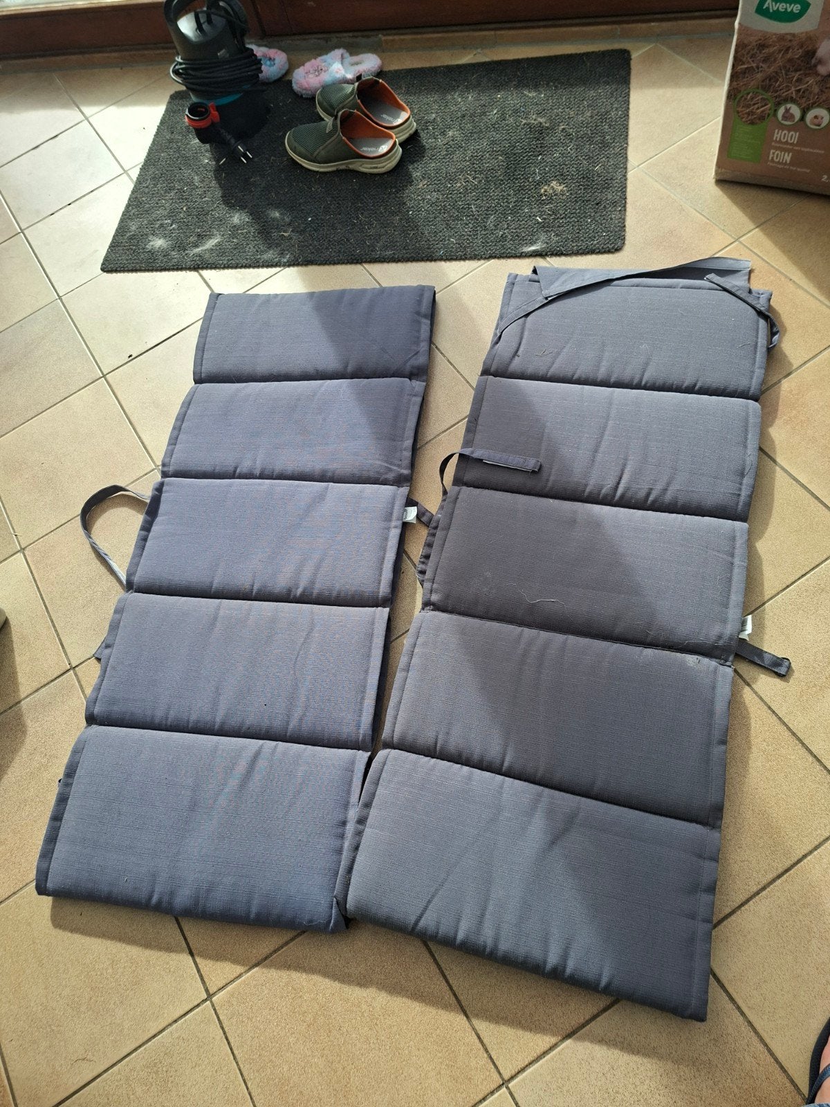 6 coussins pour chaises  de jardin, Enlèvement, Utilisé