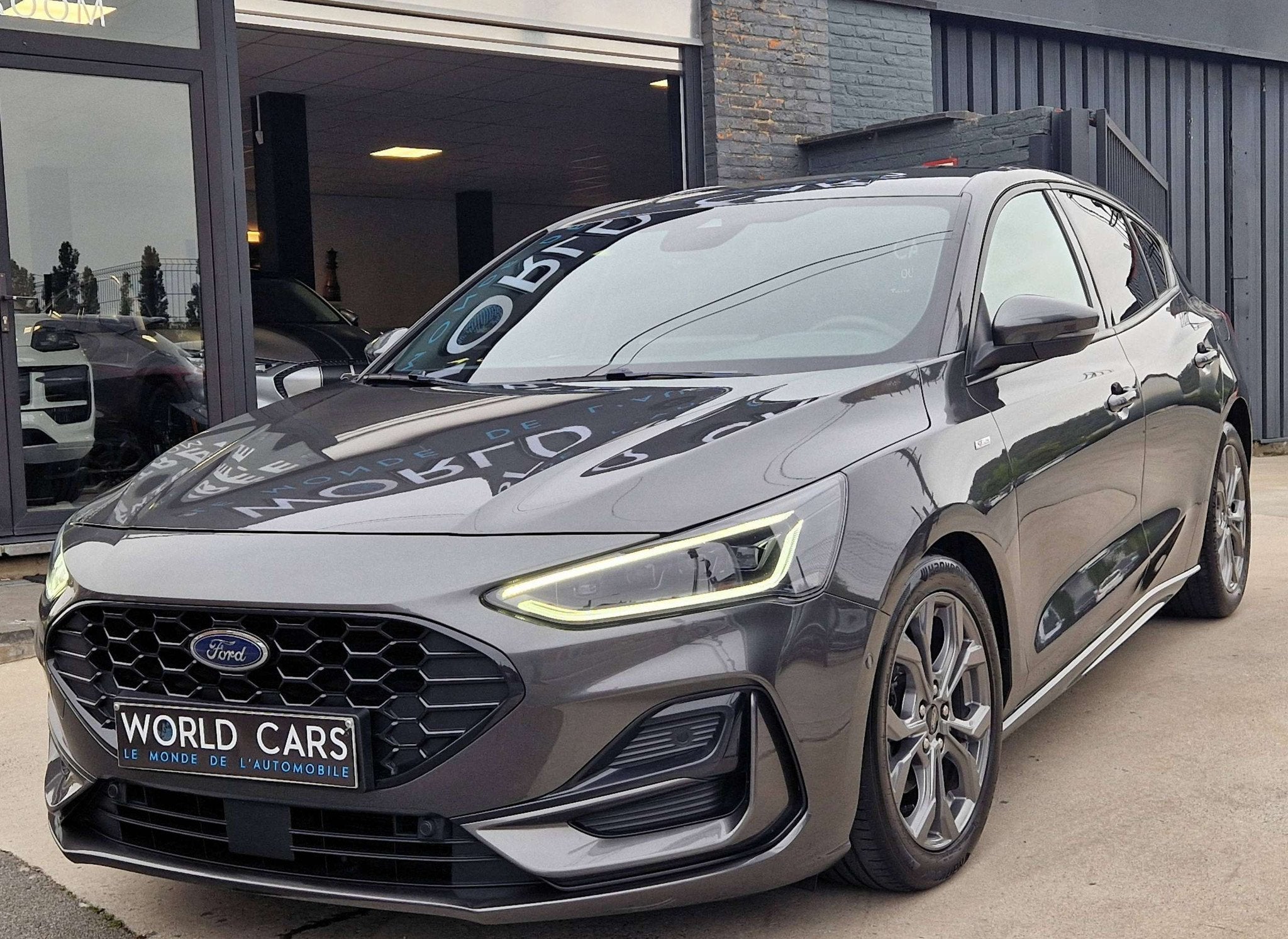 Ford Focus 1.5 EcoBlue ST-Line 5 PORTES - AUTOMATIQUE - LED, Auto's, Ford, Gebruikt, Euro 6, 4 cilinders, 120 pk