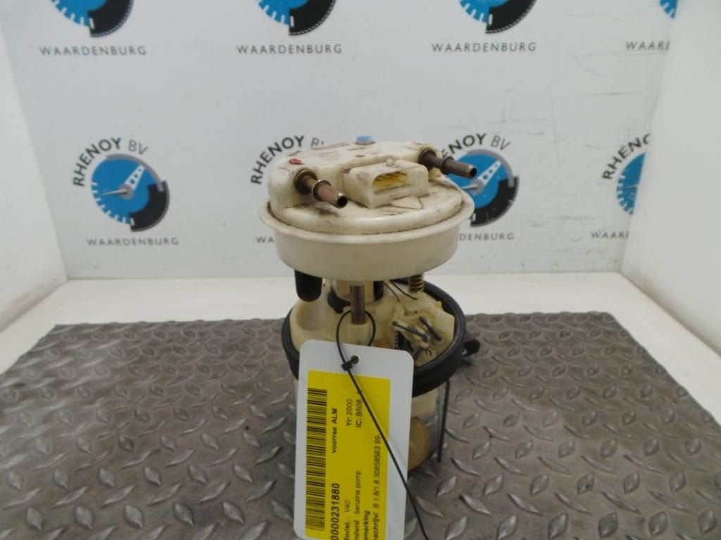 VOLVO V40 BRANDSTOF POMP VOOR DE INJECTOR 2000, Enlèvement ou Envoi, Utilisé, Stiba membre