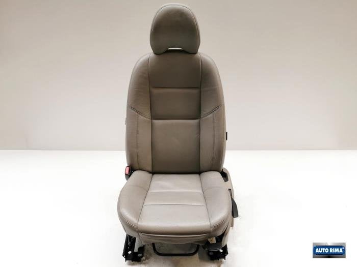 Siège gauche d'un Volvo V50, -, 3 mois de garantie, Utilisé, -