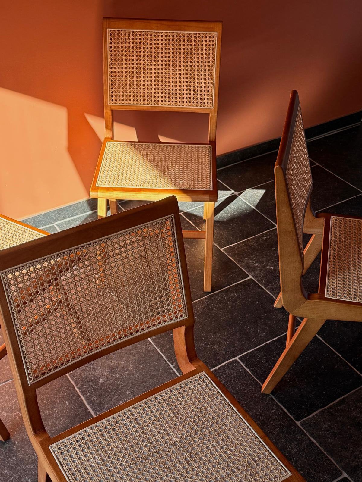 4 vintage eetkamerstoelen, Tuin en Terras, Tuinstoelen, Zo goed als nieuw, Rotan, Ophalen