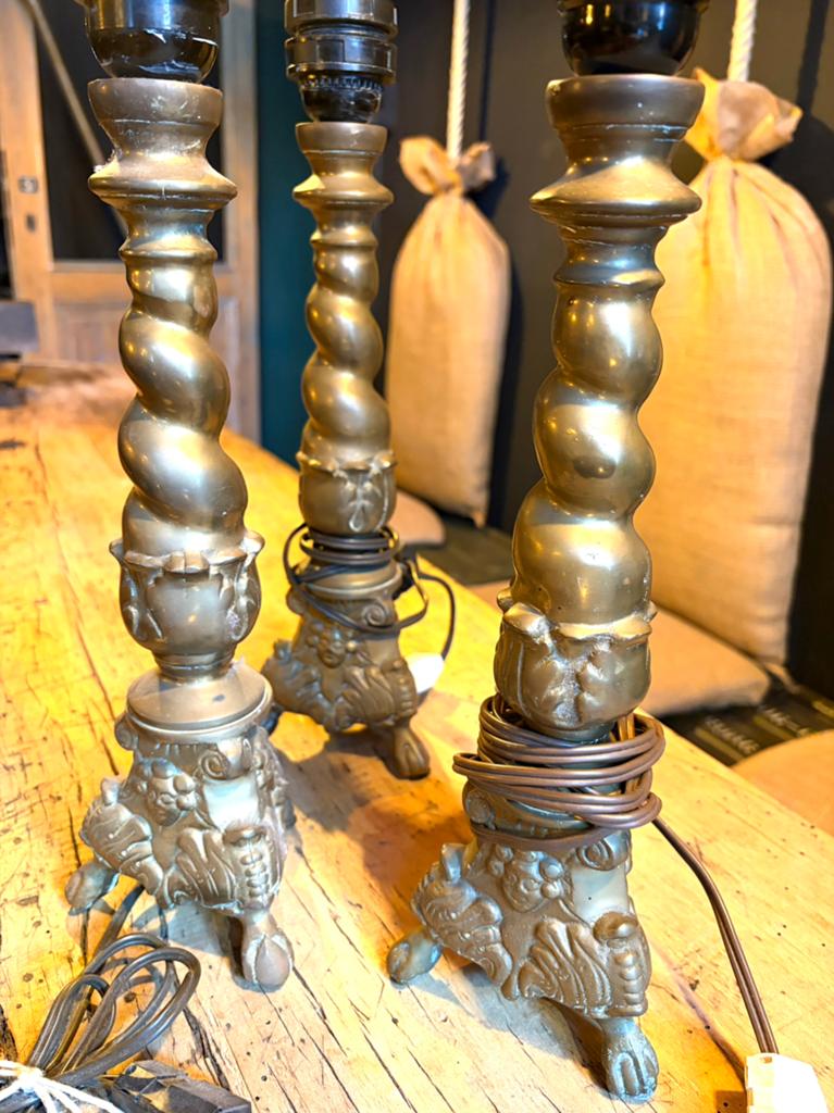 Lampenvoet vol koper 2,5!.killogram per lamp, Ophalen