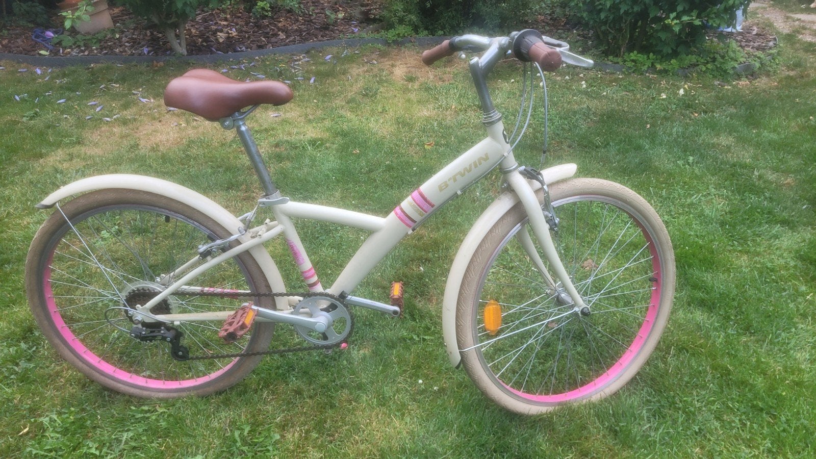 B twin 24 inch kinderfiets 9-12 jaar, Fietsen en Brommers, Ophalen, B twin