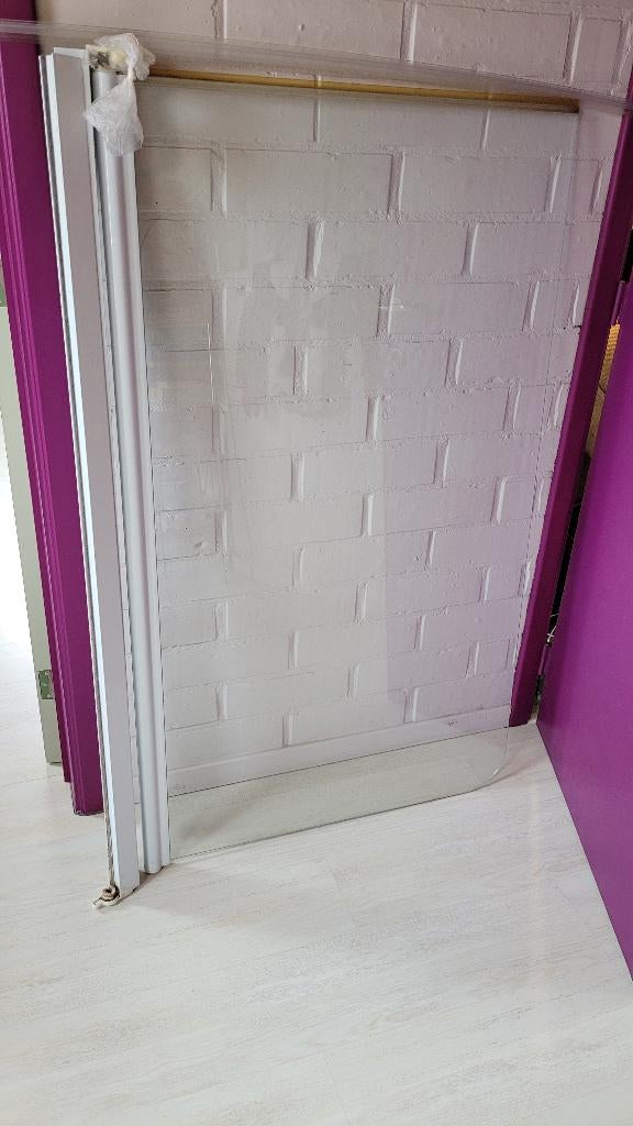 Prachtige glazen douchewand voor op rand van bad, Doe-het-zelf en Bouw, Ophalen, Gebruikt, Glas, Bad