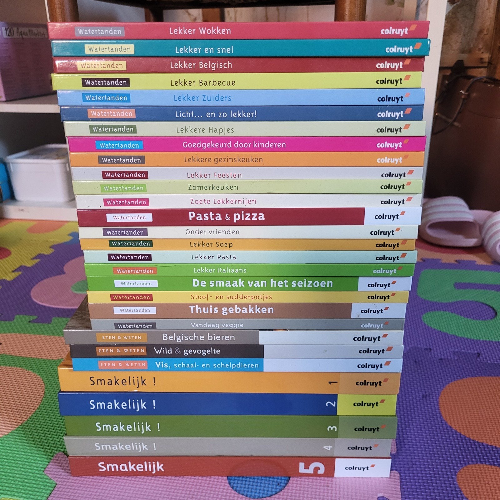 Mooie partij Colruyt kookboeken (29 stuks) - Nieuwstaat, Boeken, Kookboeken, Ophalen