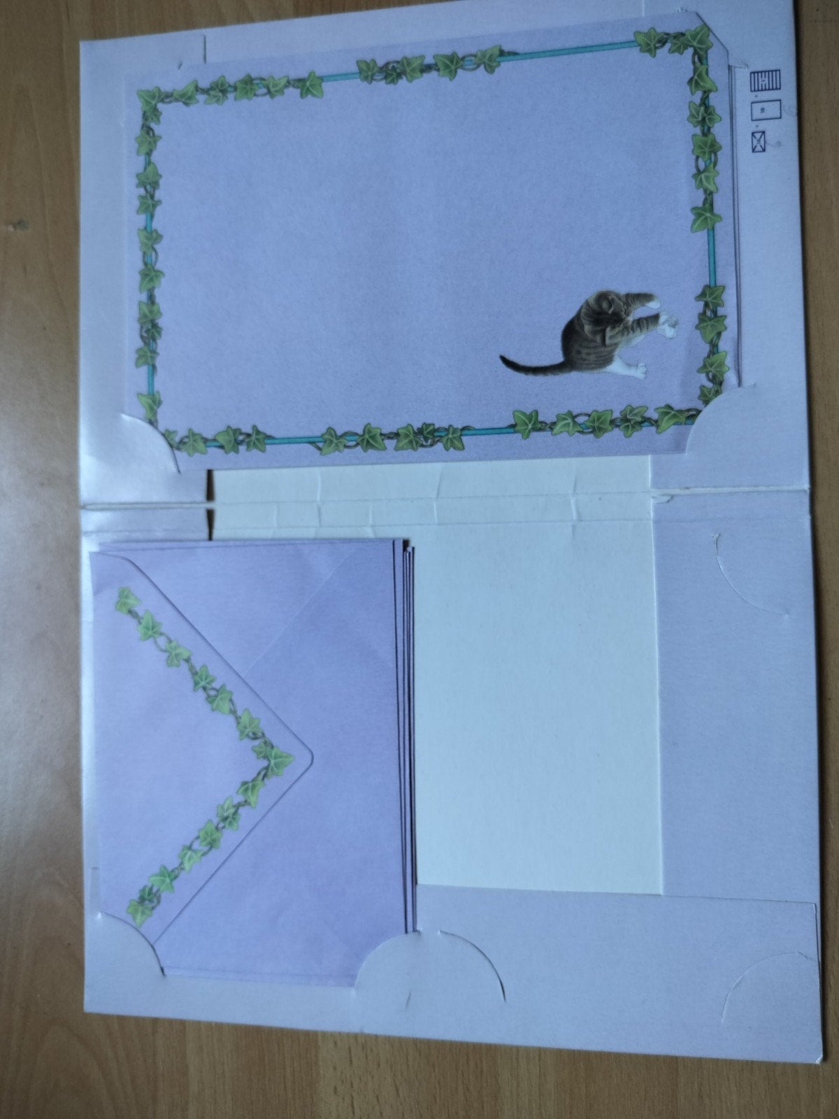 Briefpapier met enveloppen bij, Enlèvement