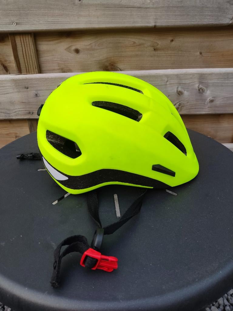 fietshelm kind 8-12j, Fietsen en Brommers, Ophalen, Zo goed als nieuw, Jongen of Meisje