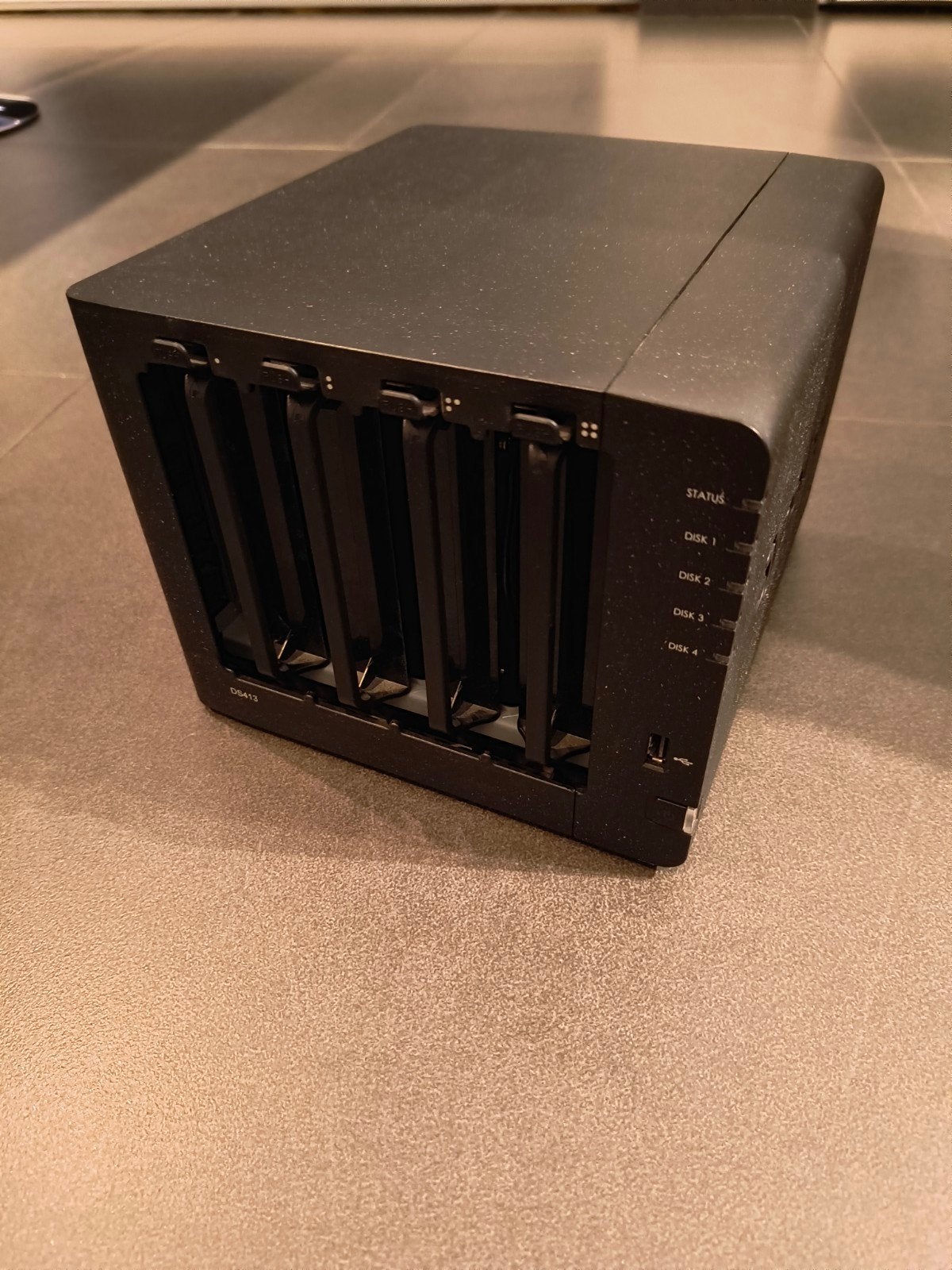4 bay NAS Synology DS413, Informatique & Logiciels, NAS, Enlèvement
