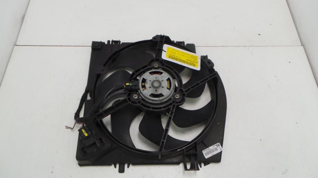 RENAULT CLIO GORDINI KOELVIN ELECTRISCH 2011, Auto-onderdelen, Ophalen of Verzenden, Gebruikt, Stiba lid