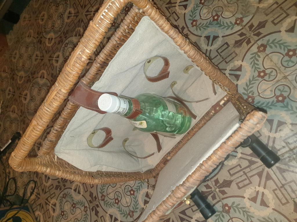  Exclusieve Vintage Rieten Flessendrager voor 3 Flessen, Verzamelen, Ophalen