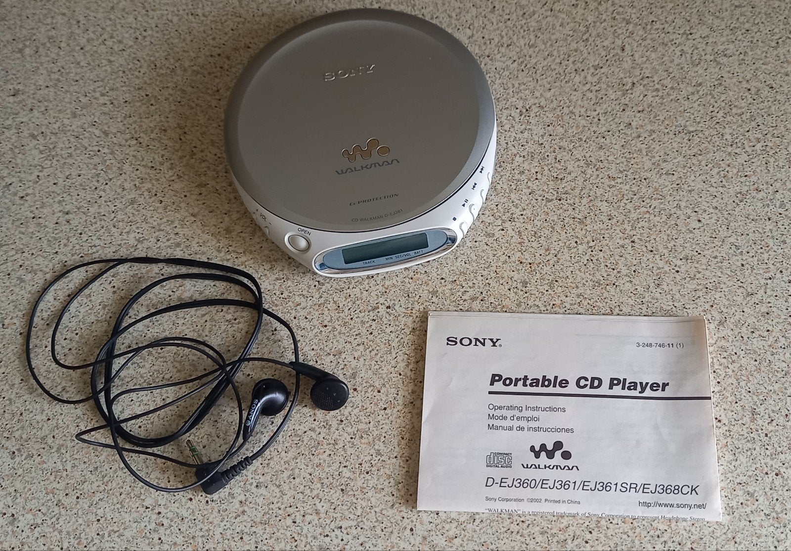 sony discman met oortjes,  handleiding en opbergtas, Audio, Tv en Foto, Walkmans, Discmans en Minidiscspelers, Ophalen of Verzenden