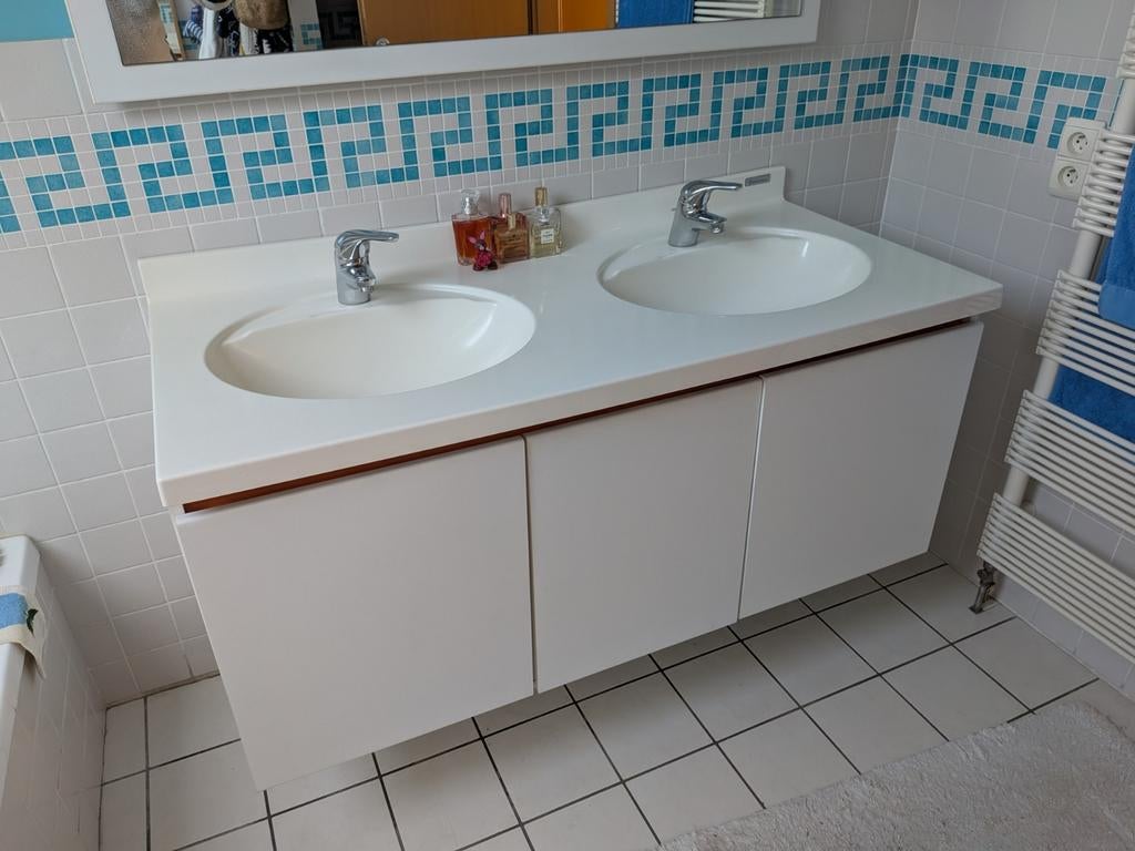 Witte badkamerkast met 2 wastafels, Huis en Inrichting, Ophalen