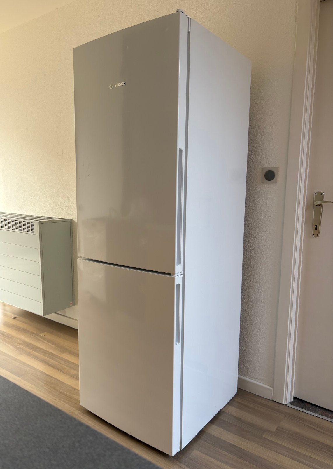 Bosch koelkast vriezer combo - wit, Elektronische apparatuur, Ophalen, Gebruikt, 200 liter of meer, Met aparte vriezer