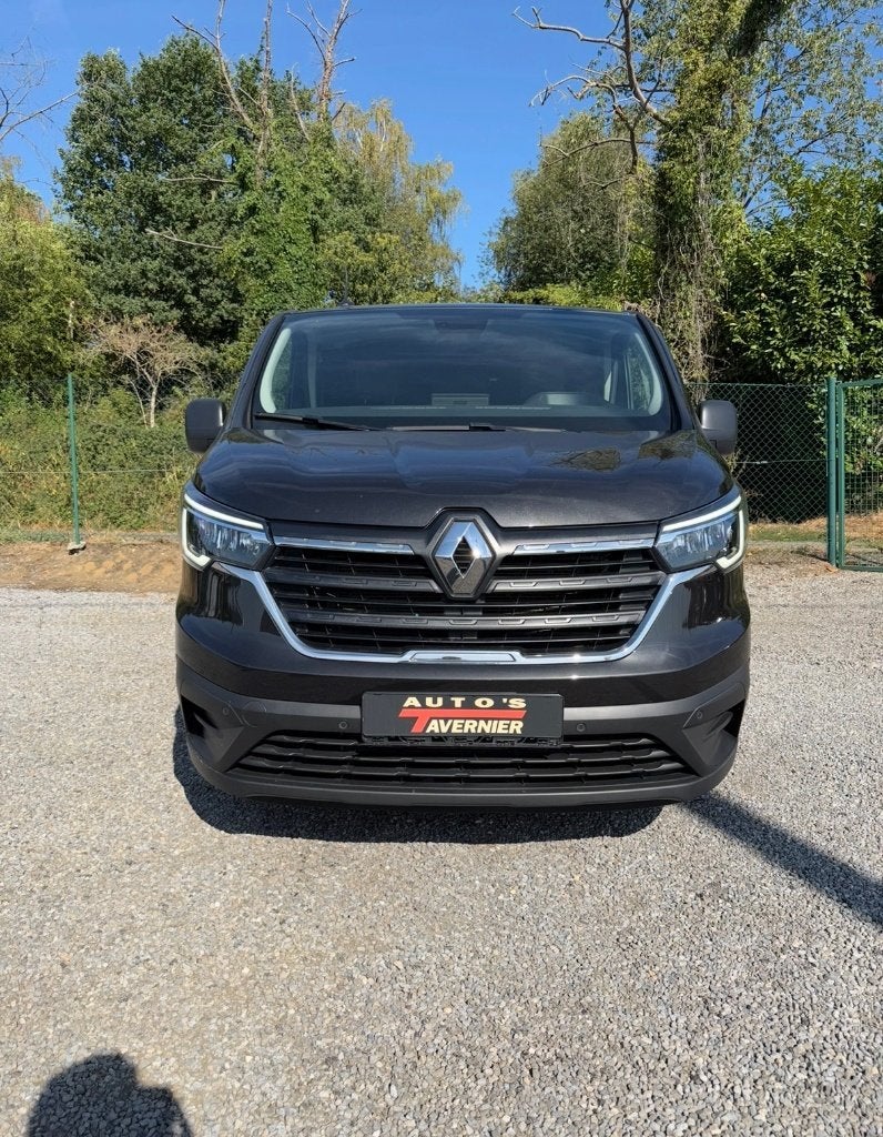Renault Trafic 2.0 // L2 // 5 Seats // 150 Pk // Automaat, Dealer onderhouden, Stof, Renault, Zwart