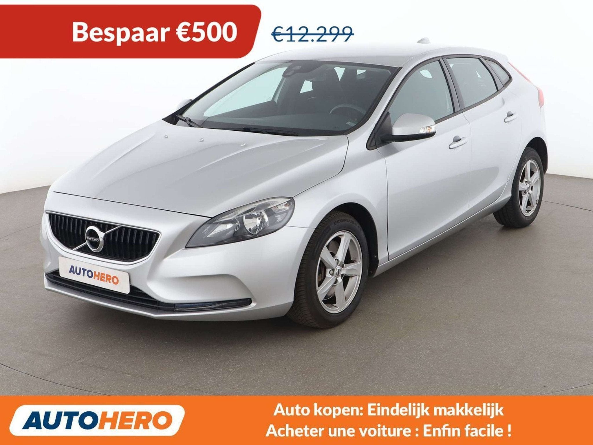 Volvo V40 2.0 D2 Kinetic (bj 2017, automaat), Auto's, Volvo, Stof, Gebruikt, Zwart, 1969 cc