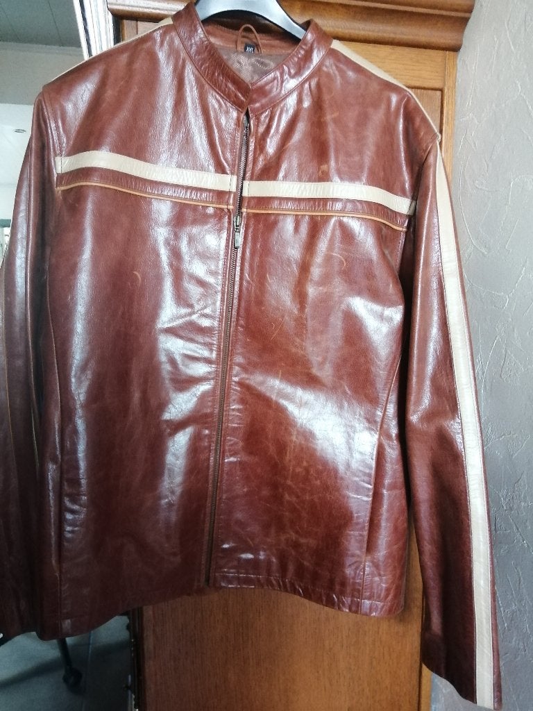 veste en cuir aviatrice, Vêtements | Hommes, Vêtements Homme Autre, Enlèvement