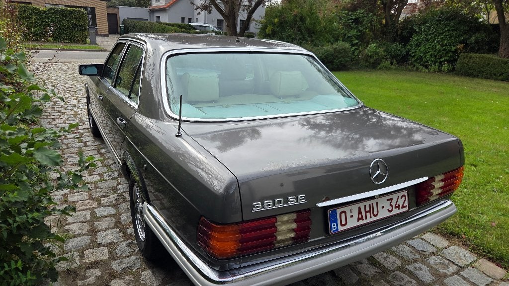 Mercedes 380 SE 1982 Oldtimer, foto 9