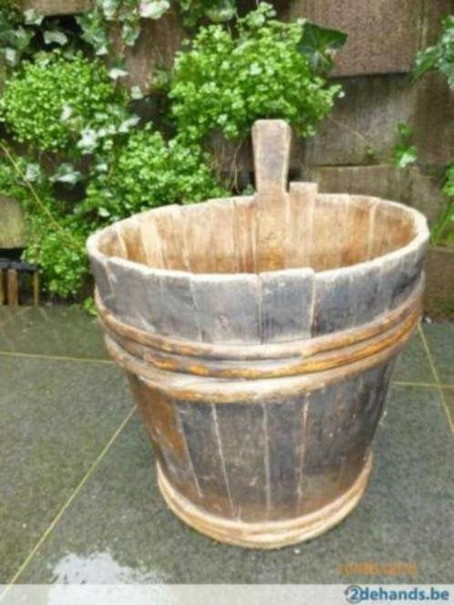 authentieke massief houten mand voor de plu/PUTTONY, Huis en Inrichting, Woonaccessoires | Schalen en Manden, Ophalen, Gebruikt