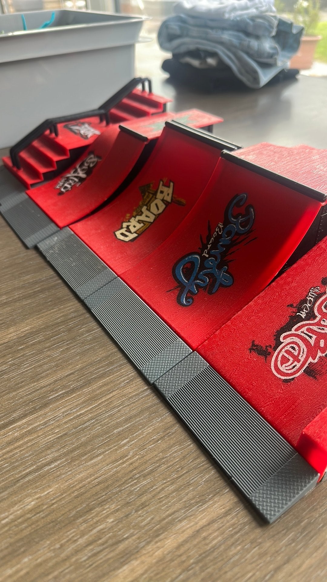 Fingerboard ramps, Enlèvement