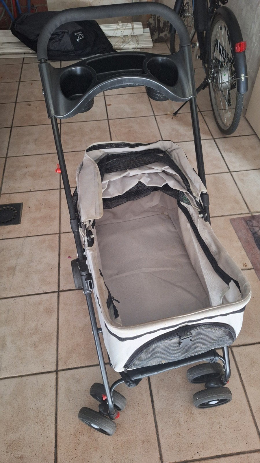 Hondenbuggy, Dieren en Toebehoren, Ophalen, Hondenbuggy