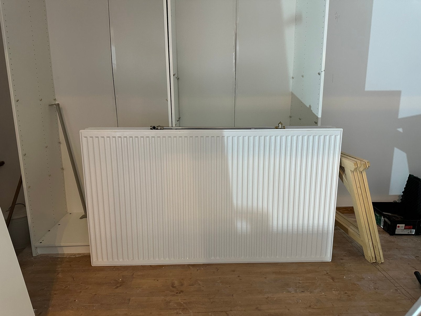 Radiator / Chauffage (160 x 90 cm) – Inclusief ophangsysteem, Doe-het-zelf en Bouw, Ophalen, Zo goed als nieuw, Radiator