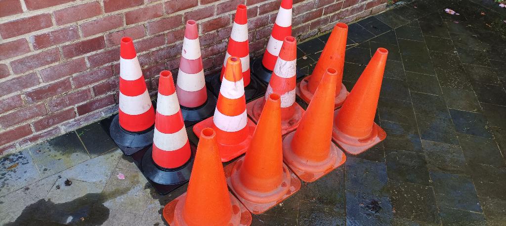 12 cônes de signalisation pour chantier, auto-école, route, Enlèvement, Utilisé