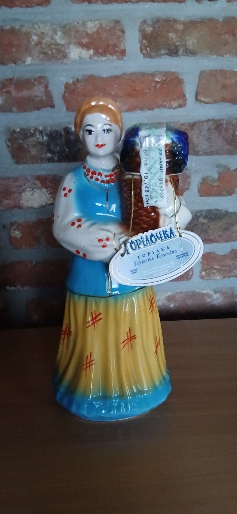 Decoratieve fles met wodka, Ophalen