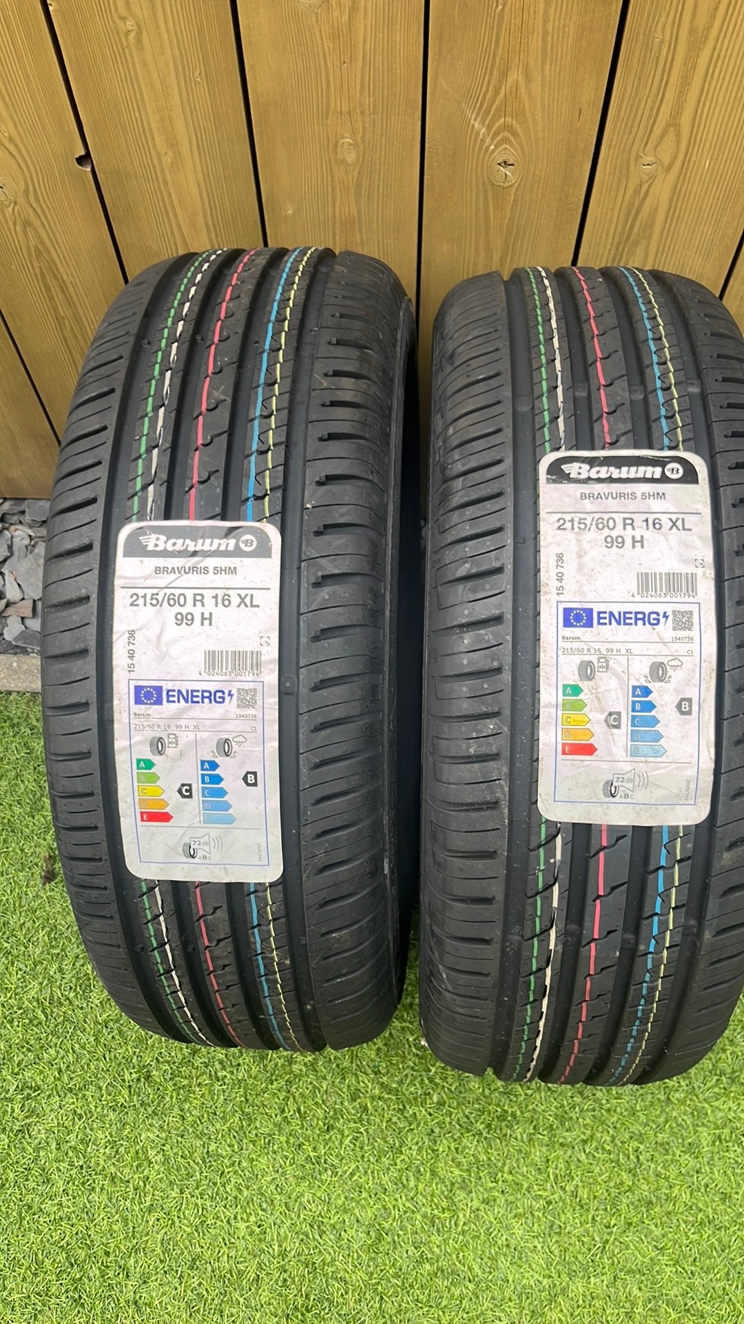2.Zomerbanden Barum 215/60R16XL 99H, Auto-onderdelen, Ophalen, Zomerbanden