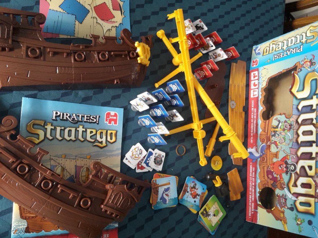 Stratego Pirates, als nieuw, 2 spelers, 5+, + 1 gratis promo, Een of twee spelers, Ophalen of Verzenden, Gebruikt, Jumbo