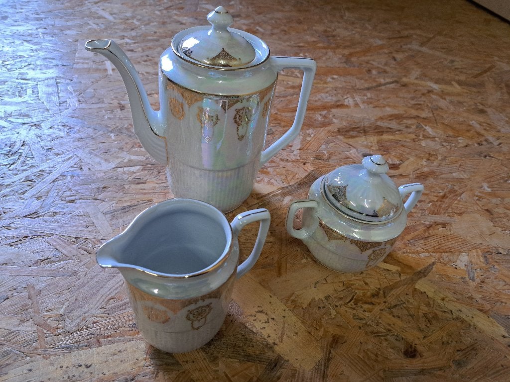 Oud serviesje, Ophalen