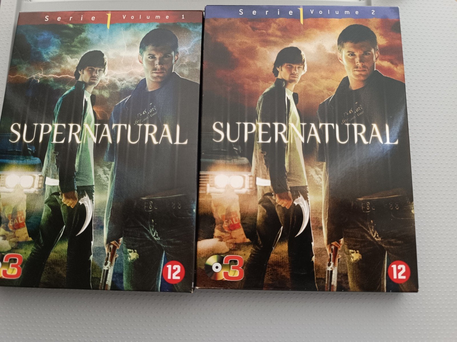 Serie Supernatural Seizoen 1 Volume 1 & 2, Seizoen 1, Ophalen of Verzenden, Vanaf 12 jaar, Gebruikt